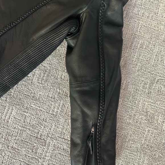 First Classic Leather Gear Women's Black Leather Jacket - Picture 12 of 16